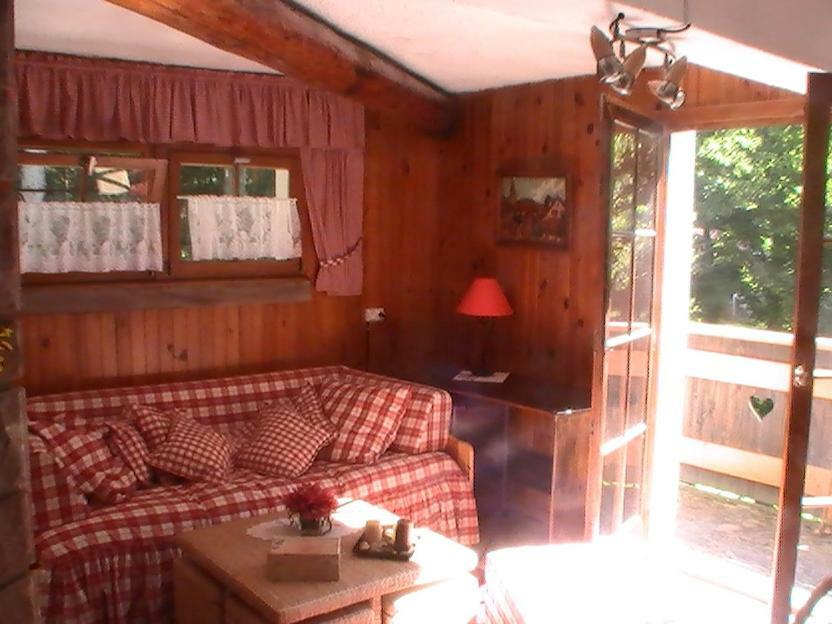 Gîte de la baerenbach Haselbourg Extérieur photo